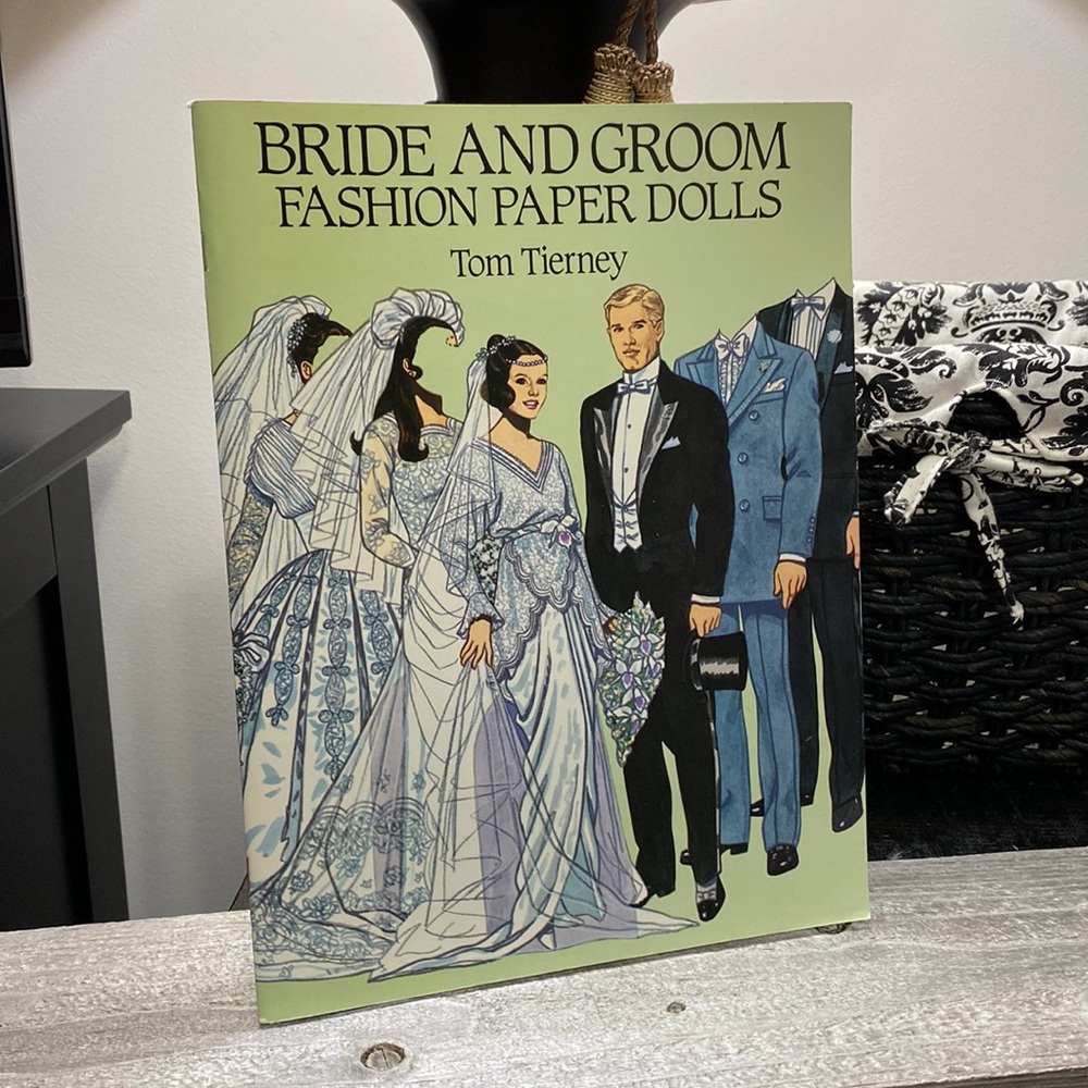 1990 Vintage Bride & Groom Uncut Paper Dolls!